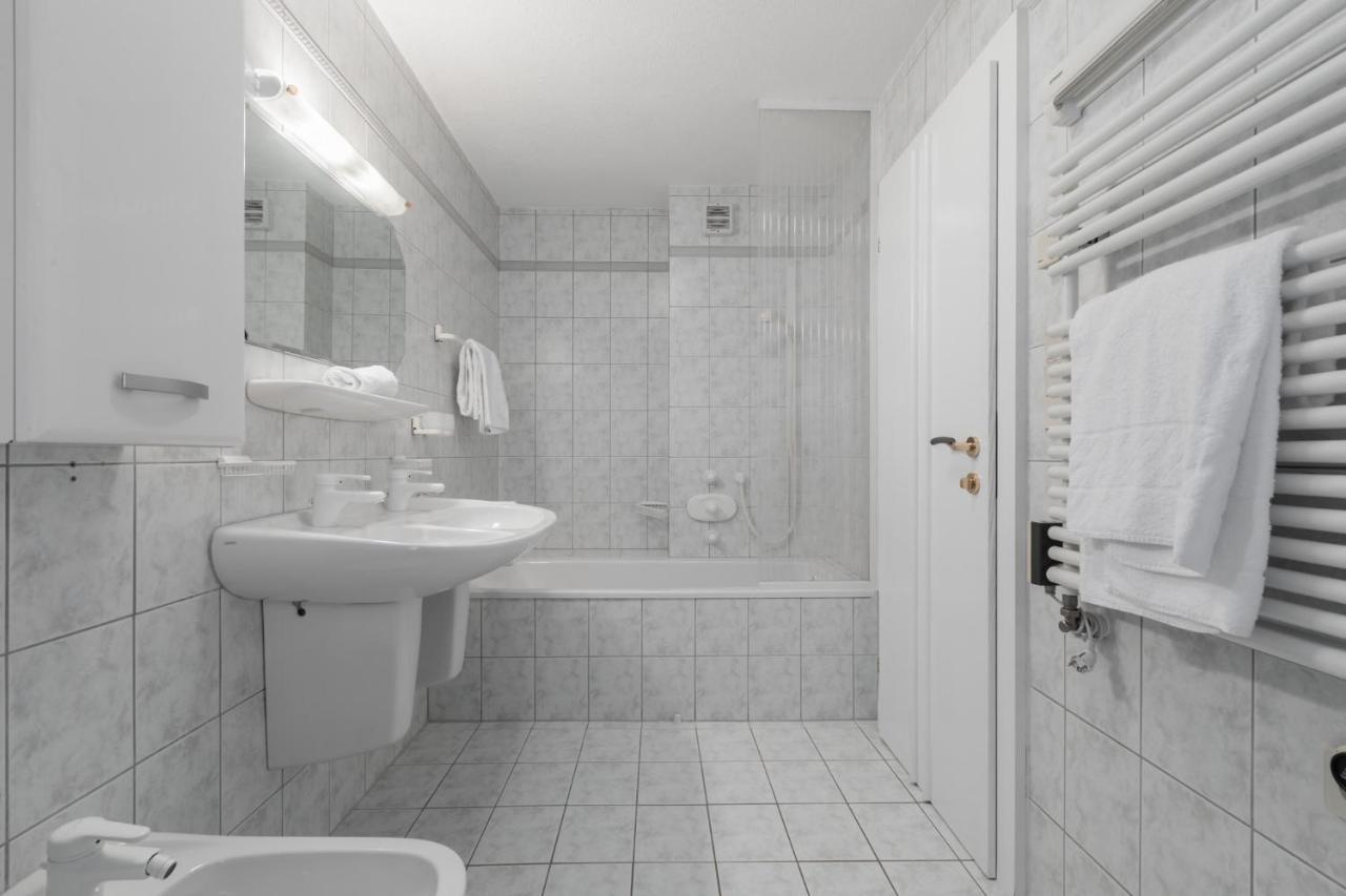Lovethealps Apartments 瑞斯·贝·泽费尔德 外观 照片